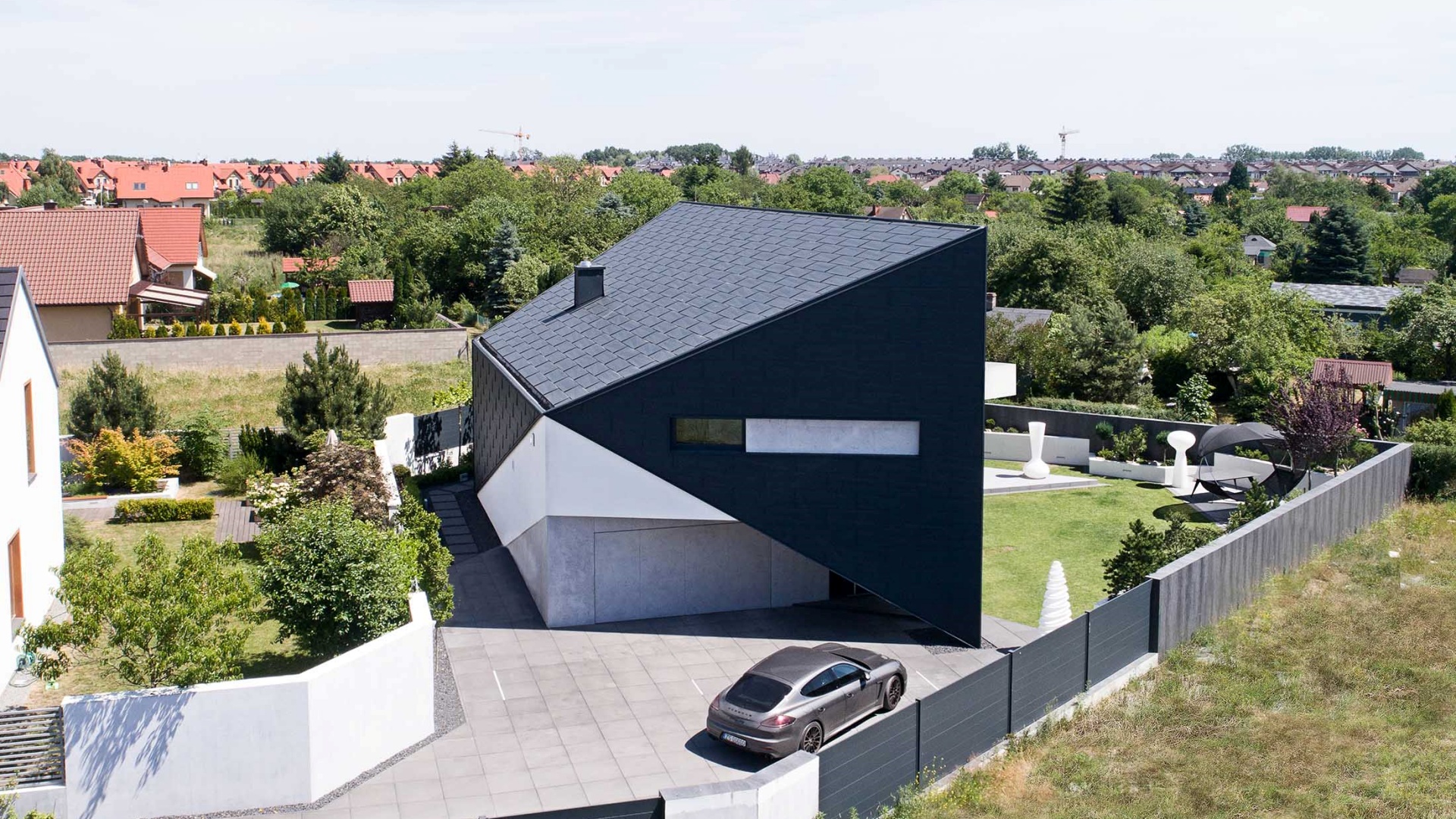 Dom RE:TRIANGLE HOUSE projektu architekta Marcina Tomaszewskiego REFORM Architekt