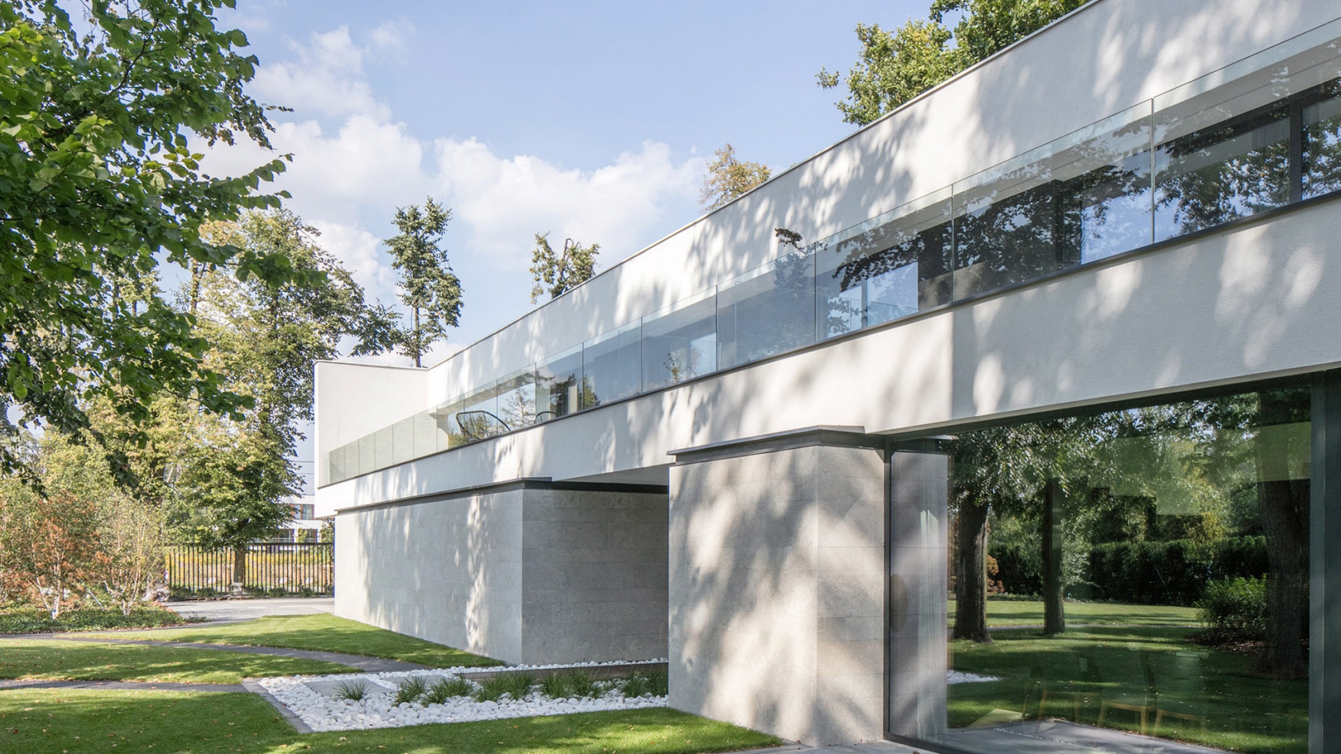 Dom RE: LONG HOUSE projektu architekta Marcina Tomaszewskiego REFORM Architekt