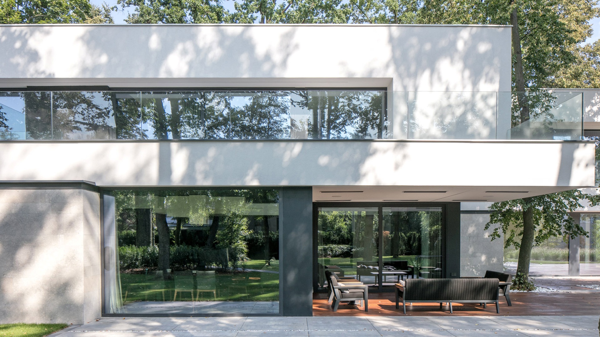 Dom RE: LONG HOUSE projektu architekta Marcina Tomaszewskiego REFORM Architekt